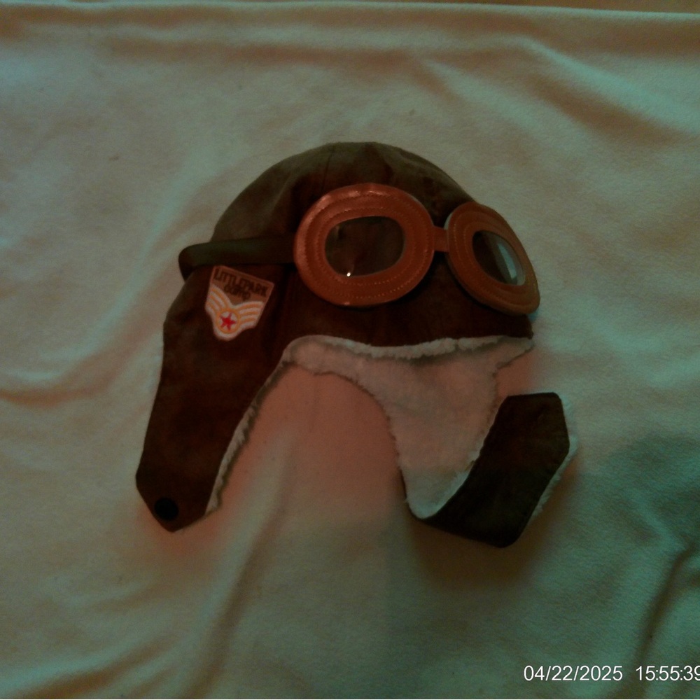 Brown Aviator Hat with Goggles
